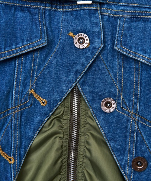 AULA AILA(アウラアイラ)の「【AVIREX】ナイロン×デニムブルゾン(ブルゾン・レディース・ライトブルー/ブルー・0)」の10枚目の写真