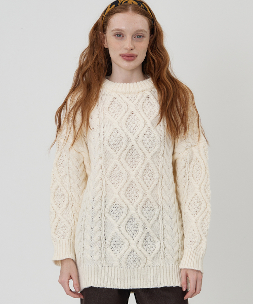 THE-ABON(エイボン)の「スウィートケーブルロングニットアイボリー(ニット/セーター・レディース・アイボリー・FREE)」の3枚目の写真
