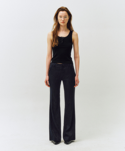 CITTA(シータ)の「リネンピンストライプブーツカットパンツ_CTB550(ネイビー)(スラックス・レディース・ネイビー・SMALL/MEDIUM/LARGE)」の4枚目の写真
