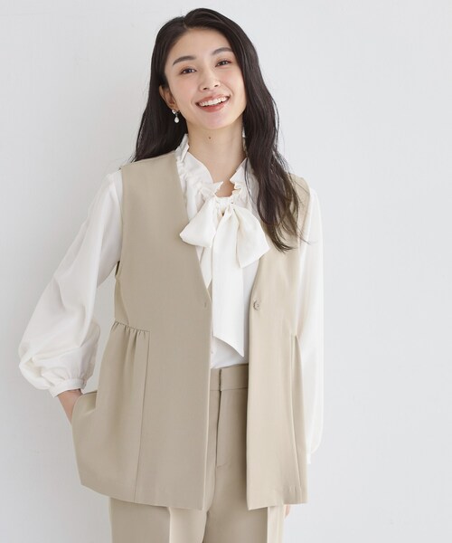 THE SHOP TK （ザ ショップ ティーケー ）の「【通勤・セレモニー】ダブルクロス ペプラムジレ/セットアップ可（ベスト・レディース・ブラック/ベージュ/ネイビー・12/13）」の11枚目の写真