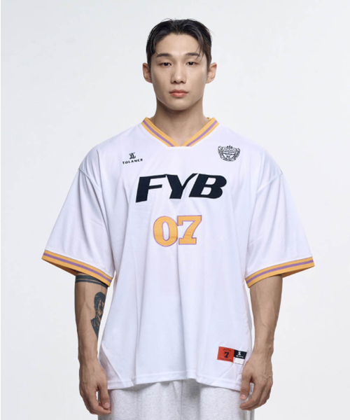 TOLANCE(トランス)の「ラグビースポーツクラブショートスリーブ - ホワイト(Tシャツ/カットソー・メンズ・ホワイト・MEDIUM/LARGE/X-LARGE/XX-LARGE/XXX-LARGE)」の2枚目の写真