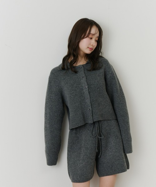 Olu.（オルドット）の「クロップドニットカーディガン[セットアップ可能]（ニット/セーター・レディース・ブラウン/チャコールグレー・FREE）」の4枚目の写真