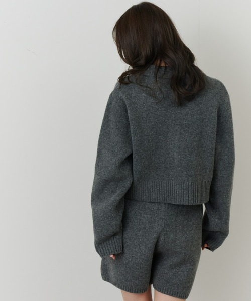 Olu.（オルドット）の「クロップドニットカーディガン[セットアップ可能]（ニット/セーター・レディース・ブラウン/チャコールグレー・FREE）」の5枚目の写真