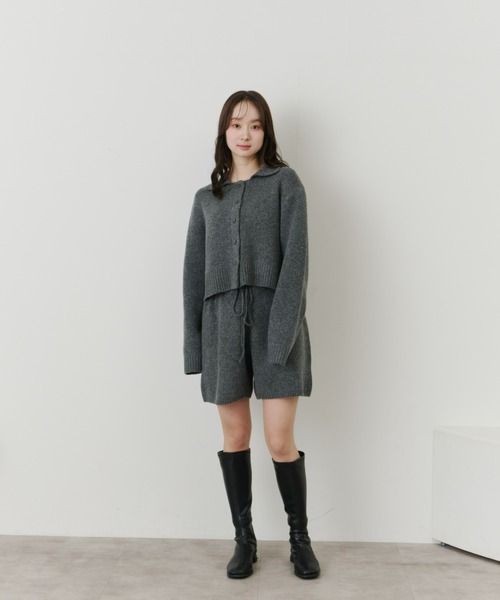 Olu.（オルドット）の「クロップドニットカーディガン[セットアップ可能]（ニット/セーター・レディース・ブラウン/チャコールグレー・FREE）」の6枚目の写真