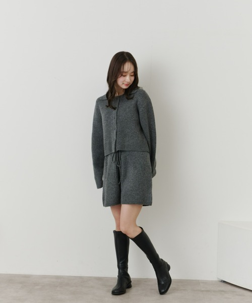 Olu.（オルドット）の「クロップドニットカーディガン[セットアップ可能]（ニット/セーター・レディース・ブラウン/チャコールグレー・FREE）」の7枚目の写真