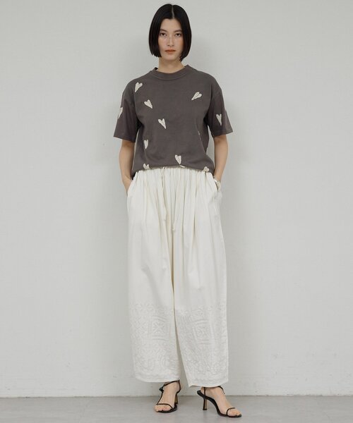 GALLARDAGALANTE（ガリャルダガランテ）の「【Dhritië】【手洗い可】ギャザーワイドパンツ（その他パンツ・レディース・オフホワイト/ブラック・FREE）」の10枚目の写真