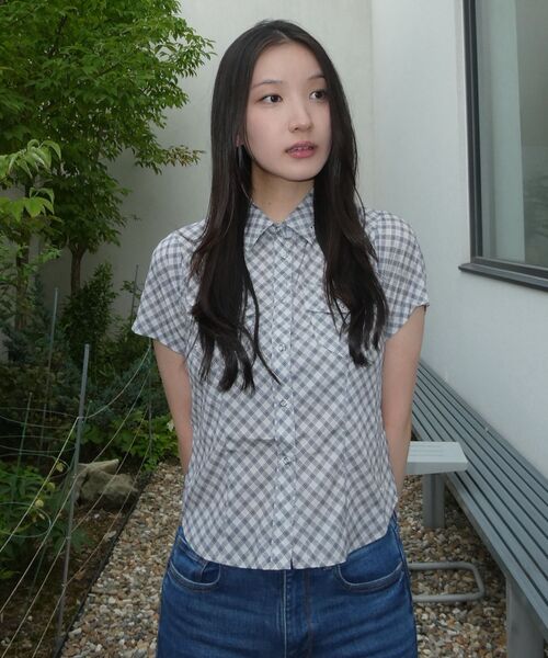 SEQUENZ(シークエンズ)の「※WEB限定 / ダブルポケット / レディースコンパクトチェックシャツ/ sqnz double pocket compact check shirts(シャツ/ブラウス・レディース・アイボリー/ライトブルー/ベージュ・SMALL/MEDIUM)」の1枚目の写真