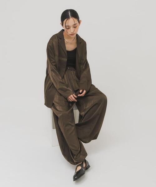 KBF（ケイビーエフ）の「ルーズサテンシャツ（シャツ/ブラウス・レディース・ベージュ/グリーン系その他・ONE）」の12枚目の写真