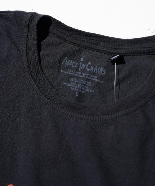 THRIFTY LOOK(スリフティールック)の「THRIFTY LOOK / スリフティールック THRIFTY "ALICE IN CHAINS" TEE アリスインチェインズ バンドTシャツ ユーズド加工(Tシャツ/カットソー・メンズ・ブラック/ブラック系その他2・LARGE/X-LARGE)」の10枚目の写真
