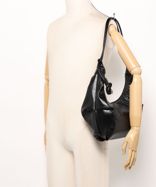 florist(フローリスト)の「レザータッチクロワッサンショルダーバッグ/ハンドバッグ(ショルダーバッグ・レディース・モカ/ブラック/オフホワイト/ブラウン・FREE)」の14枚目の写真