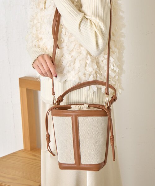 Jena espace merveilleux(ジェナ エスパスメルヴェイユ)の「エルガリーハンドバッグ(トートバッグ・レディース・ブラック/ブラウン・FREE)」の17枚目の写真