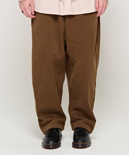 CARGOBROS(カーゴブロス)の「CBベーシック裏起毛ワイドバンディングパンツ(ブラウン)(その他パンツ・メンズ・その他・FREE)」の1枚目の写真