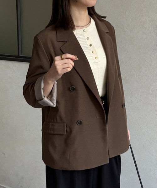 Thevon（ゼボン）の「裏配色テーラードジャケット（テーラードジャケット・レディース・ベージュ/ブラウン/ブラック・FREE）」の6枚目の写真