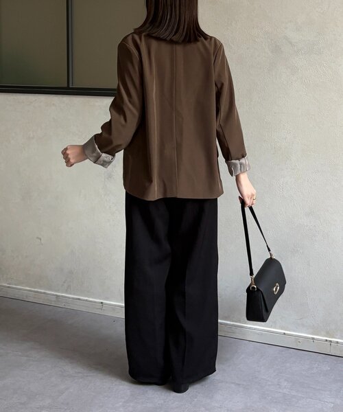 Thevon（ゼボン）の「裏配色テーラードジャケット（テーラードジャケット・レディース・ベージュ/ブラウン/ブラック・FREE）」の11枚目の写真