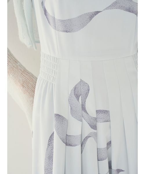 SNIDEL（スナイデル）の「リボンディテールカーデセットワンピース（ワンピース・レディース・ライトピンク/ライトブルー/ブラウン/オフホワイト・1/0）」の19枚目の写真