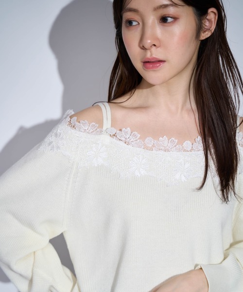 NOELA(ノエラ)の「オフショルレーストリムニット(ニット/セーター・レディース・グレー/オフホワイト/ピンク・フリー)」の7枚目の写真