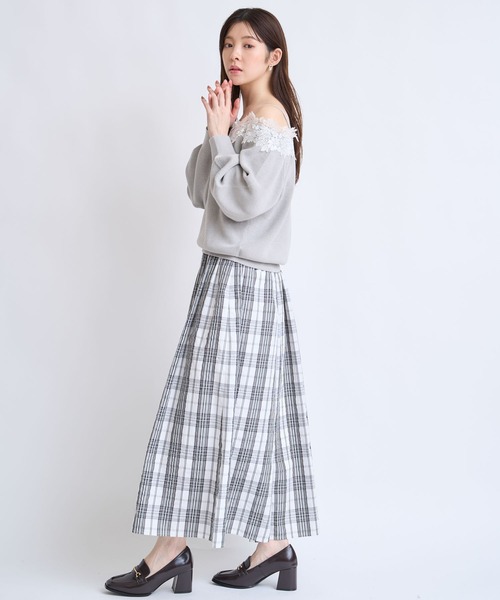 NOELA(ノエラ)の「オフショルレーストリムニット(ニット/セーター・レディース・グレー/オフホワイト/ピンク・フリー)」の18枚目の写真