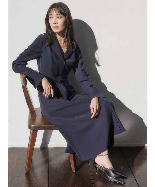 anuans（アニュアンス）の「ダブルサテングレースワンピース