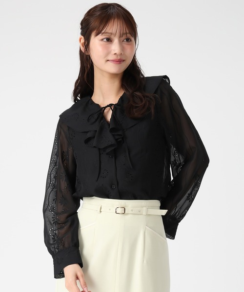 MISCH MASCH(ミッシュマッシュ)の「2026春夏新作 フラワー刺繍フリルカラーブラウス(シャツ/ブラウス・レディース・ホワイト/ブラック・フリ-)」の21枚目の写真