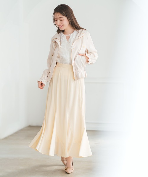 MISCH MASCH(ミッシュマッシュ)の「2026春夏新作 フラワー刺繍フリルカラーブラウス(シャツ/ブラウス・レディース・ホワイト/ブラック・フリ-)」の6枚目の写真