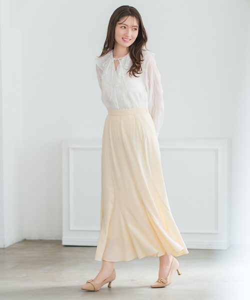 MISCH MASCH(ミッシュマッシュ)の「2026春夏新作 フラワー刺繍フリルカラーブラウス(シャツ/ブラウス・レディース・ホワイト/ブラック・フリ-)」の7枚目の写真