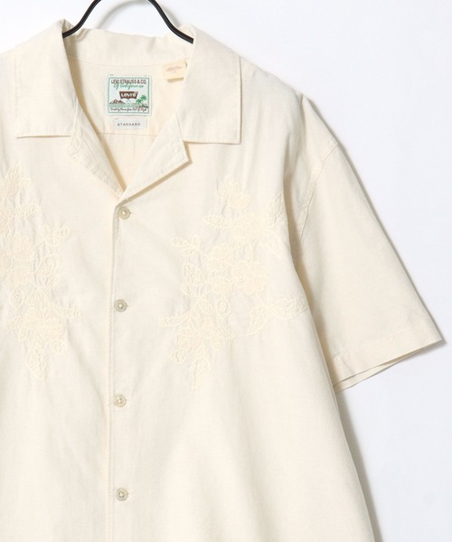 Levi's(リーバイス)の「Levi's/リーバイス SUNSET NO POCKET CAMP SHIRT/オーバーサイズ サンセット キャンプシャツ/総柄 アロハシャツ/オープンカラーシャツ/レディース メンズ(シャツ/ブラウス・メンズ・ホワイト/ブラック系その他/オートミール/ブラック/ベージュ系その他/ホワイト系その他・M/L/XL)」の5枚目の写真