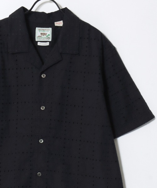 Levi's(リーバイス)の「Levi's/リーバイス SUNSET NO POCKET CAMP SHIRT/オーバーサイズ サンセット キャンプシャツ/総柄 アロハシャツ/オープンカラーシャツ/レディース メンズ(シャツ/ブラウス・メンズ・ホワイト/ブラック系その他/オートミール/ブラック/ベージュ系その他/ホワイト系その他・M/L/XL)」の3枚目の写真