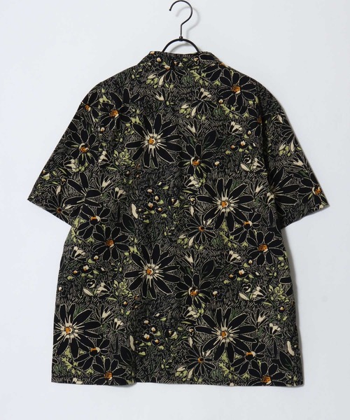 Levi's(リーバイス)の「Levi's/リーバイス SUNSET NO POCKET CAMP SHIRT/オーバーサイズ サンセット キャンプシャツ/総柄 アロハシャツ/オープンカラーシャツ/レディース メンズ(シャツ/ブラウス・メンズ・ホワイト/ブラック系その他/オートミール/ブラック/ベージュ系その他/ホワイト系その他・M/L/XL)」の14枚目の写真