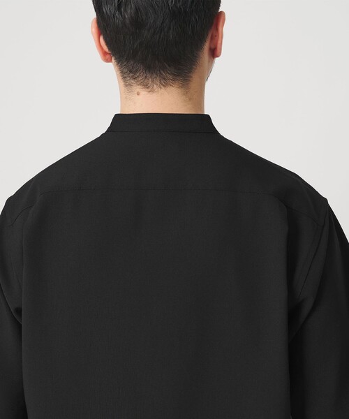 BEAUTY&YOUTH UNITED ARROWS(ビューティーアンドユースユナイテッドアローズ)の「【WEB限定 WARDROBE SMART】 Reflax スキッパー シャツ(シャツ/ブラウス・メンズ・ブラック/ベージュ/ダークグレー・XL/L/M/S)」の17枚目の写真