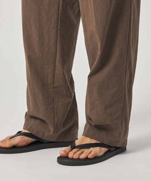 Steven Alan（スティーブンアラン）の「＜Steven Alan＞ ナイロン オックス アウト ワンプリーツ スラックス（スラックス・メンズ・ブラック/オリーブ/モカ・SMALL/MEDIUM/LARGE/X-LARGE）」の22枚目の写真