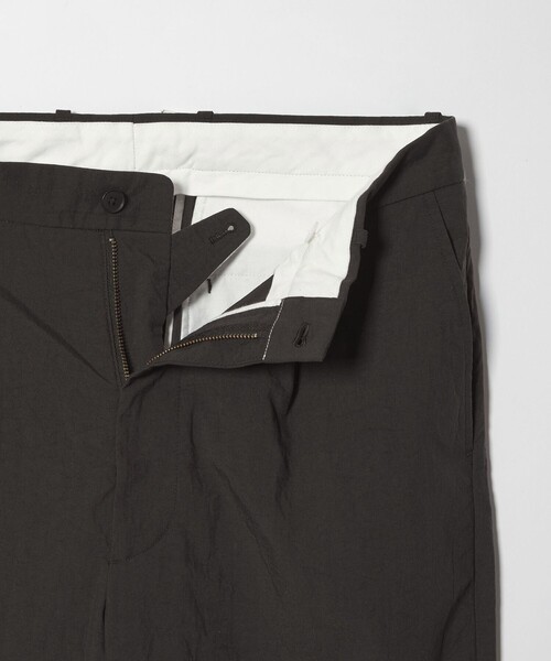Steven Alan＞ ナイロン オックス アウト ワンプリーツ スラックス