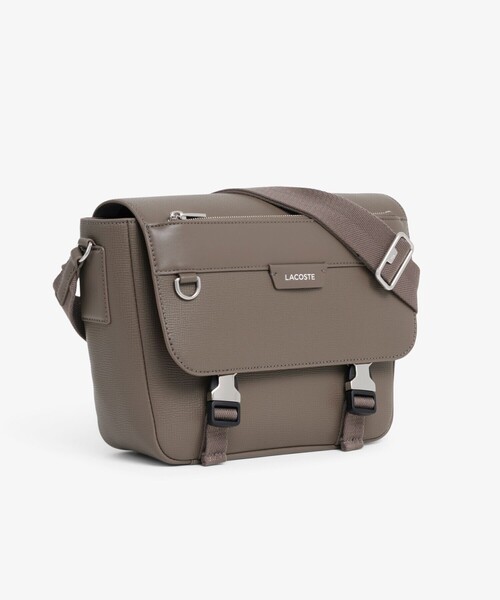 LACOSTE(ラコステ)の「オシアン レザーフラップ ショルダーバッグ(ショルダーバッグ・メンズ・グレー/ブラック・FREE)」の12枚目の写真