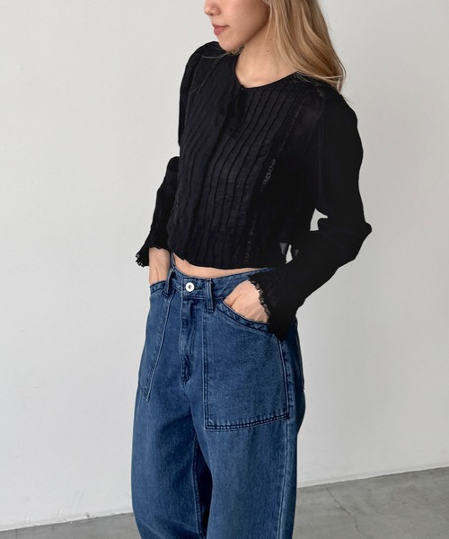 CANAL JEAN(キャナルジーン)の「ARCHIVE STANCE ピンタックブラウス(シャツ/ブラウス・レディース・オフホワイト/ブラック・X-SMALL)」の4枚目の写真