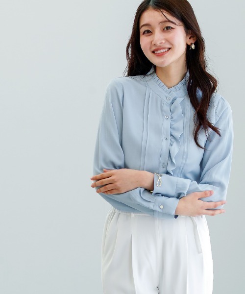 White Collection（ホワイトコレクション）の「【 さりげなく華やぐ 】ソフトピケ・アシメフリルブラウス（シャツ/ブラウス・レディース・オフホワイト/サックスブルー・M）」の14枚目の写真