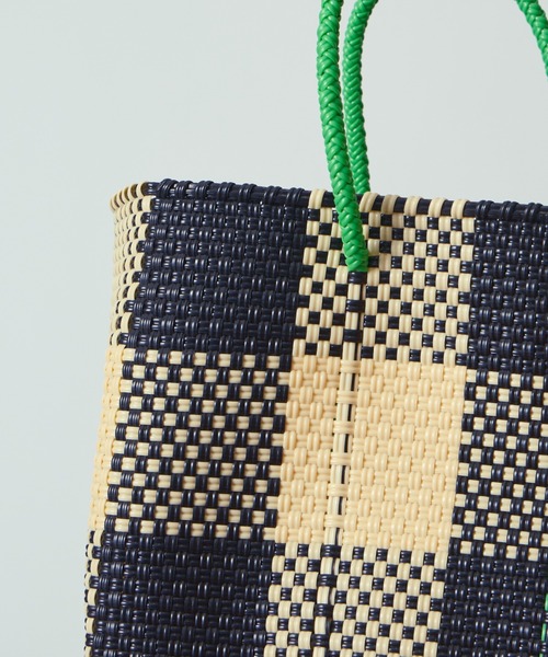 Letra（レトラ）の「[Letra/レトラ] メルカド バッグ(ダブルエキストラスモール)（トートバッグ・レディース・クリーム/ブラック/レッド・XXS）」の22枚目の写真