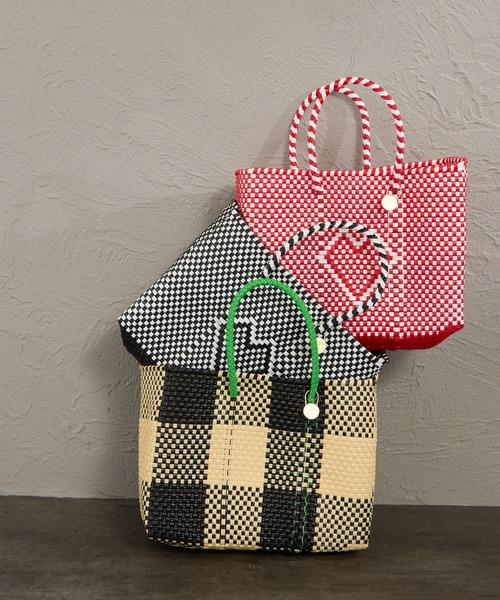 Letra（レトラ）の「[Letra/レトラ] メルカド バッグ(ダブルエキストラスモール)（トートバッグ・レディース・クリーム/ブラック/レッド・XXS）」の19枚目の写真