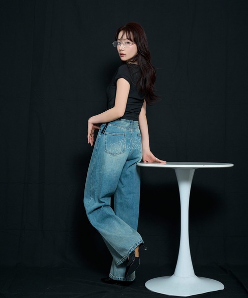 ANDGEEBEE(アンジービー)の「ラインストーンデニムパンツ(デニムパンツ・レディース・インディゴブルー・FREE)」の3枚目の写真