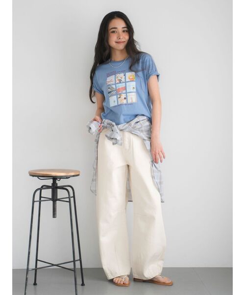 Ungrid（アングリッド）の「フォトプリントコンパクトTee（Tシャツ/カットソー・レディース・オレンジ/ブルー/オフホワイト/チャコールグレー・FREE）」の12枚目の写真