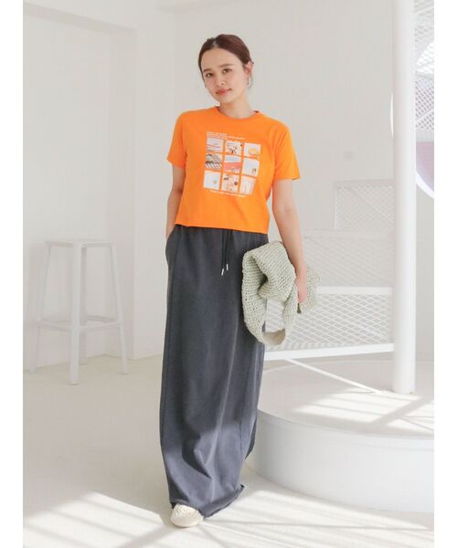 Ungrid（アングリッド）の「フォトプリントコンパクトTee（Tシャツ/カットソー・レディース・オレンジ/ブルー/オフホワイト/チャコールグレー・FREE）」の20枚目の写真