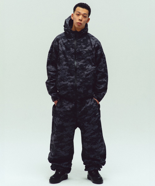 WKNDRS(ウィーキャンドース)の「DIGI CAMO PARACHUTE PANTS (BLACK)(その他パンツ・レディース・その他・MEDIUM/LARGE/X-LARGE)」の8枚目の写真