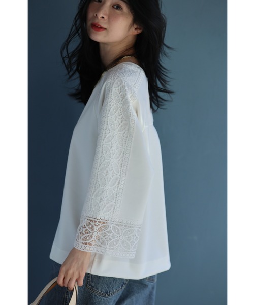 cawaii(カワイイ)の「肩から流れる花レースのプルオーバートップス(Tシャツ/カットソー・レディース・ブラック/ホワイト・FREE)」の7枚目の写真