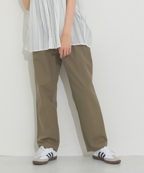 OMNES(オムネス)の「カラーチノウォッシュ加工イージーギャザーパンツ(その他パンツ・レディース・ピンク/カーキ/ブラック/アイボリー・MEDIUM/LARGE)」の18枚目の写真