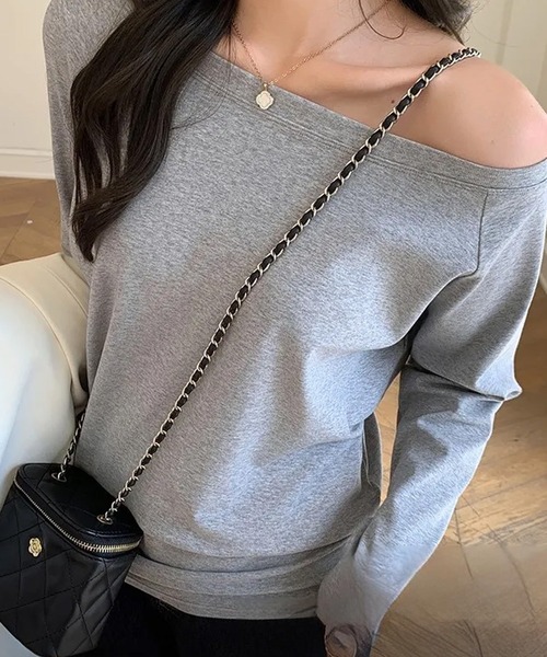 ALTROSE(アルトローズ)の「【伸縮性あり】トップス セミオフショルダー(Tシャツ/カットソー・レディース・グレー/ブラック/ホワイト・FREE)」の16枚目の写真