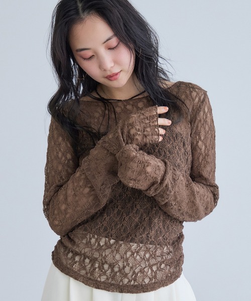 VIS（ビス）の「シャーリングスリーブレースプルオーバー（Tシャツ/カットソー・レディース・ダークブラウン/ホワイト/キナリ・FREE）」の3枚目の写真