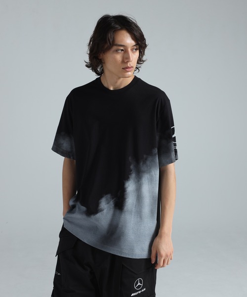 Y-3（ワイスリー）の「Y-3 MERCEDES - AMG PETRONAS FORMULA 1 TEAM TOUR SHORT SLEEVE TEE（Tシャツ/カットソー・メンズ・ブラック・XX-SMALL/X-SMALL/SMALL/MEDIUM/LARGE/X-LARGE/XX-LARGE）」の2枚目の写真