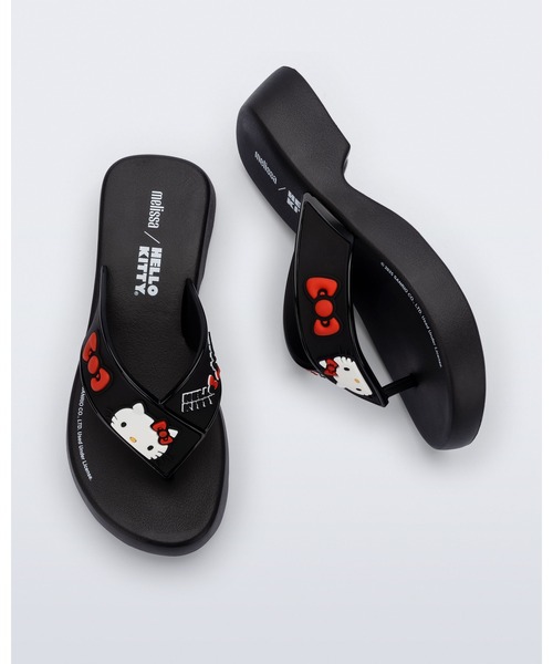 melissa(メリッサ)の「MELISSA FLATFORM + HELLO KITTY AD(サンダル・レディース・ブラック/ベージュ・37/38/39/35-36)」の1枚目の写真