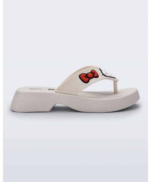 melissa(メリッサ)の「MELISSA FLATFORM + HELLO KITTY AD(サンダル・レディース・ブラック/ベージュ・37/38/39/35-36)」の7枚目の写真