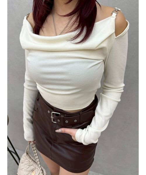 EVRIS(エヴリス)の「チェーンドレープリブトップス 春服(Tシャツ/カットソー・レディース・ホワイト/グリーン/ブラック・FREE)」の11枚目の写真