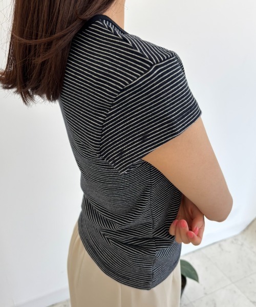 FUULLY STUDIO(フーリィーステューディオ)の「ボーダーコンパクトTEE(Tシャツ/カットソー・レディース・ネイビー/アイボリー・FREE)」の9枚目の写真