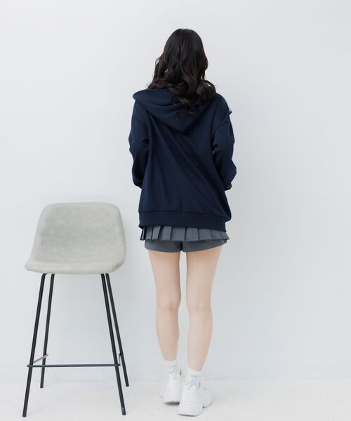 ems excite(エムズエキサイト)の「リボンデザインBIGパーカー(Tシャツ/カットソー・レディース・ダークグレー/ダークブルー・FREE)」の7枚目の写真